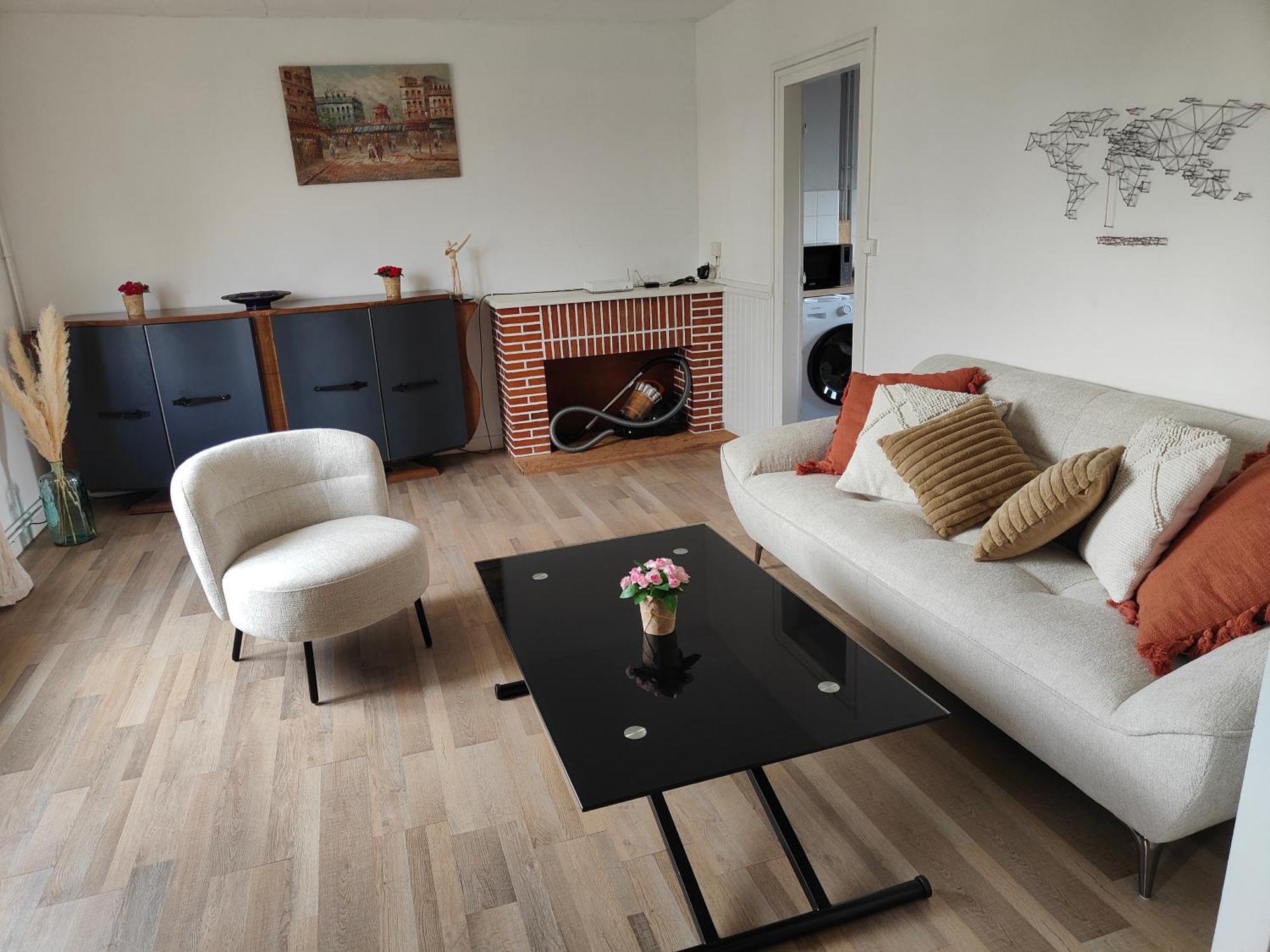 Le Repere, 400M Aeroport, 2 Chambres Tille Экстерьер фото